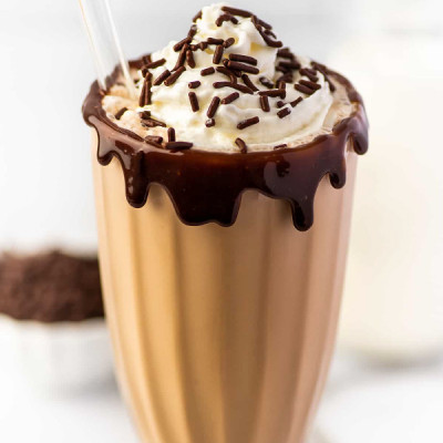 Crunchy Chocolate Milkshake,
