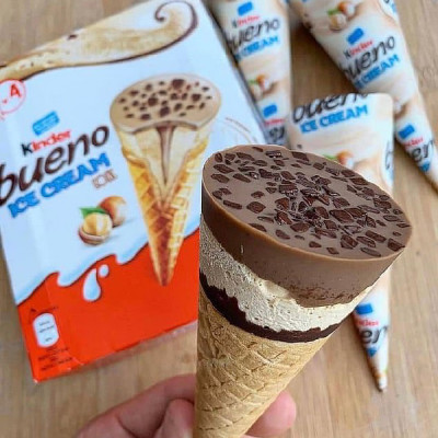 Kinder Bueno Ice Cream