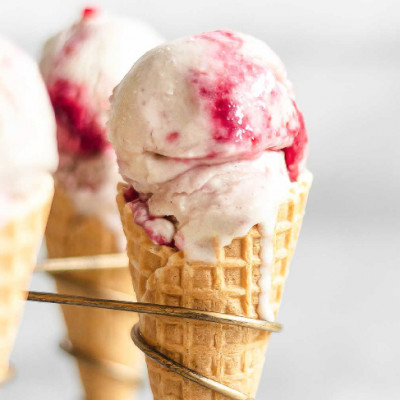 Raspberry Ripple Ice Cream